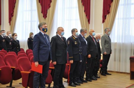 Игорь Комаров поздравил личный состав и ветеранов органов внутренних дел РФ с профессиональным праздником