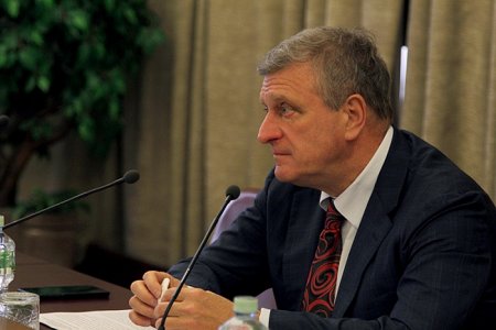 В Москве глава региона Игорь Васильев обсудил с коллегами вопросы развития системы российского образования
