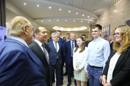 Дмитрий Медведев посетил с рабочим визитом город Саров